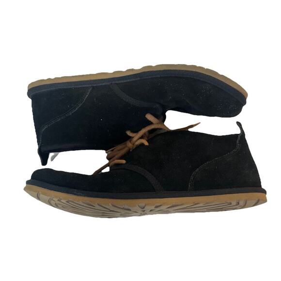 UGG Maksim Chukka Boots Black Suede Lace-Up Sheepskin Casual Comfort Men’s Sz 8 main image 4